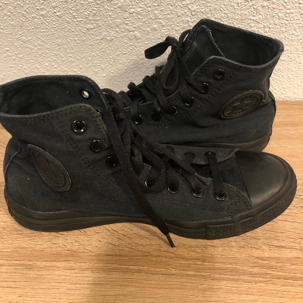 Hightop black converse